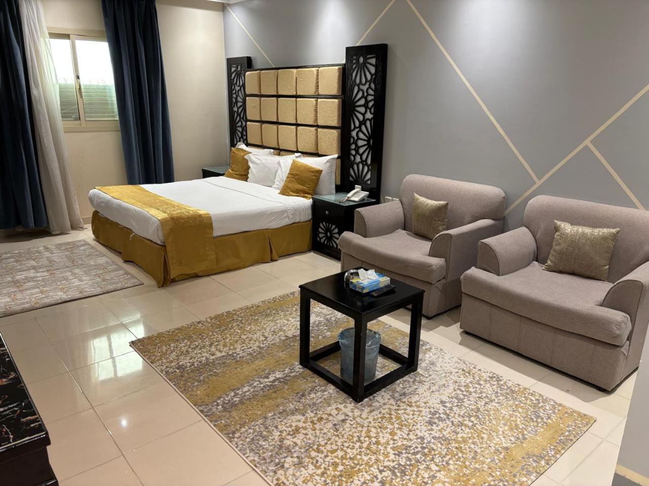 Al Lord Hotel Abu Qa'ar ภายนอก รูปภาพ