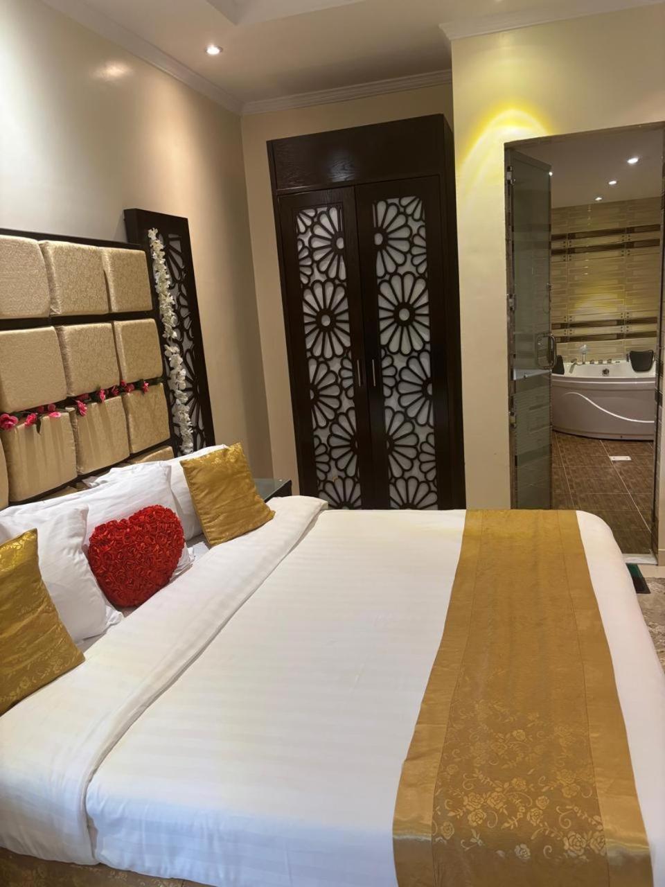 Al Lord Hotel Abu Qa'ar ภายนอก รูปภาพ