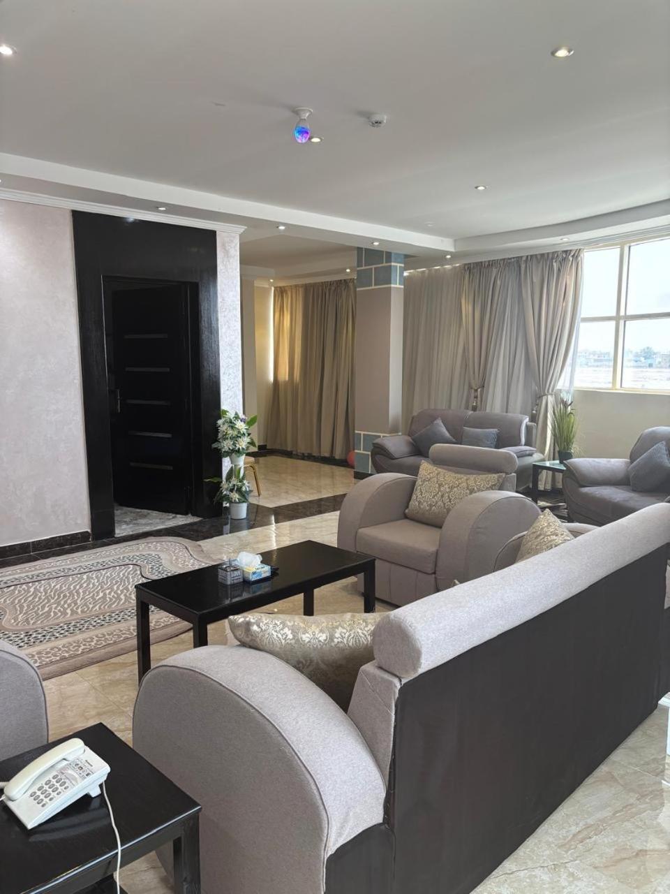 Al Lord Hotel Abu Qa'ar ภายนอก รูปภาพ